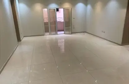 Apartment - 4 Bedrooms - 3 Bathrooms for rent in Al Mohandes Ahmed Kamal Hamdy St. - 16th District - Sheikh Zayed City - Giza