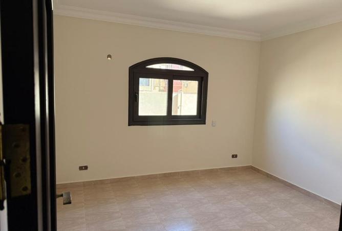 8552595 - Property Image 3