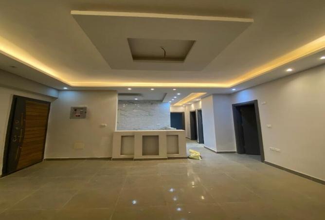 8065893 - Property Image 3