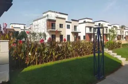Townhouse - 4 Bedrooms - 5 Bathrooms for sale in Azzar 2 - 5th Settlement Compounds - The 5th Settlement - New Cairo City - Cairo
