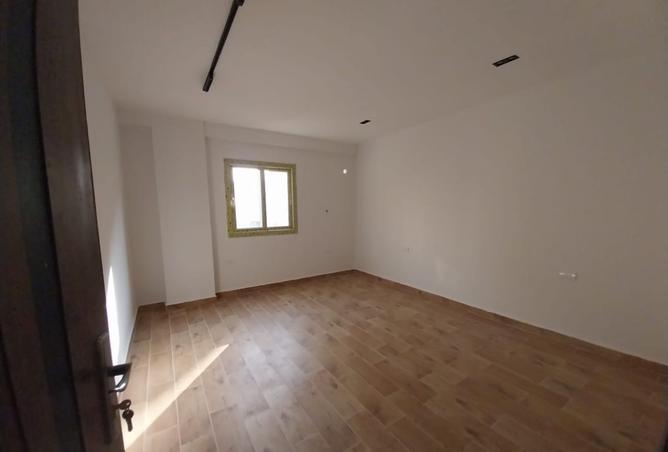 8210690 - صورة العقار 3