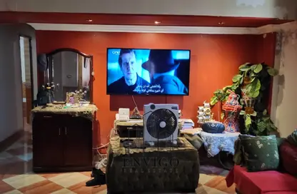 Apartment - 3 Bedrooms - 1 Bathroom for sale in Helmy Abd Al Aty St. - 8th Zone - Nasr City - Cairo