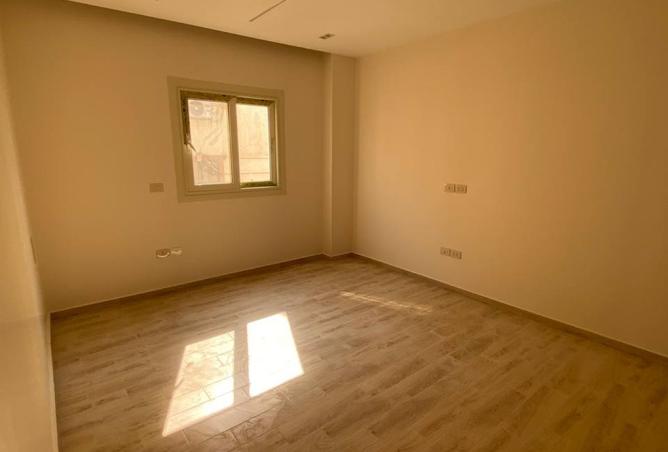 8261343 - Property Image 3