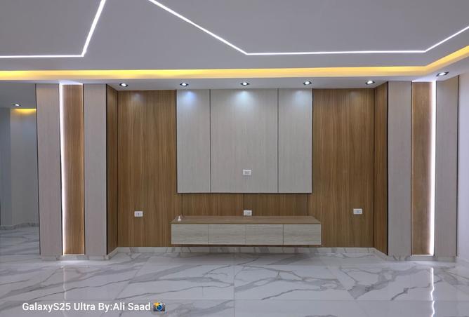 8269811 - Property Image 3