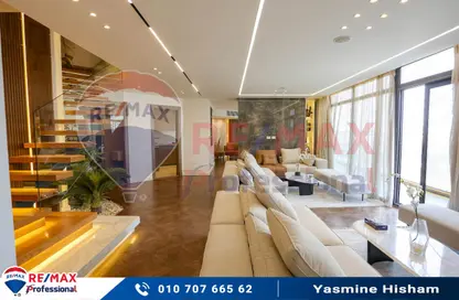 فيلا - 4 غرف نوم - 3 حمامات للبيع في سكاي لاين - سموحة - حي شرق - الاسكندرية