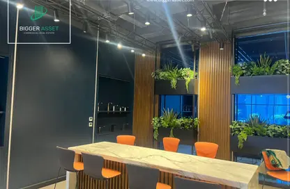 مساحات مكتبية - استوديو - 3 حمامات للايجار في فى90 - شارع التسعين الشمالي - التجمع الخامس - مدينة القاهرة الجديدة - القاهرة