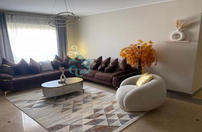 (بنتهاوس  (روف - 3 غرف نوم - 3 حمامات للايجار في نيو جيزة - طريق مصر اسكندرية الصحراوي - مدينة 6 أكتوبر - الجيزة