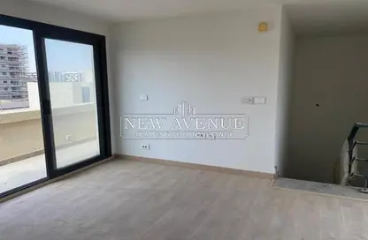 تاون هاوس - 3 غرف نوم - 4 حمامات للبيع في كمبوند البروج - كمبوندات الشروق - مدينة الشروق - القاهرة