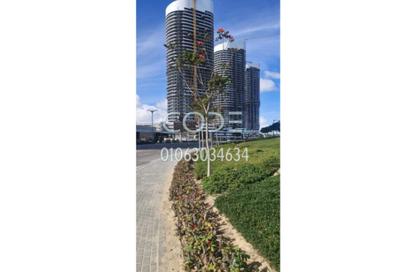 Apartment - 5 Bedrooms - 4 Bathrooms for sale in North Edge Towers - New Alamein City - Al Alamein - North Coast