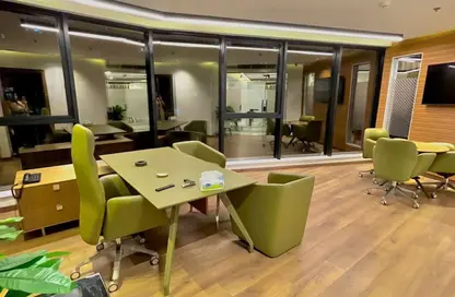 مساحات مكتبية - استوديو - 3 حمامات للبيع في وان قطامية - كمبوندات القطامية - القطامية - مدينة القاهرة الجديدة - القاهرة