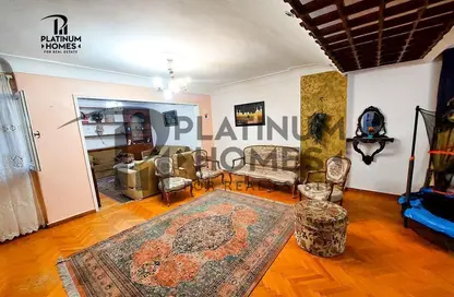 Apartment - 3 Bedrooms - 2 Bathrooms for rent in Khaleel Al Khayat Basha St. - Kafr Abdo - Roushdy - Hay Sharq - Alexandria