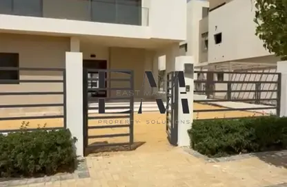 فيلا - 3 غرف نوم - 4 حمامات للبيع في مون ريزيدنس - فيفث سكوير - التجمع الخامس - مدينة القاهرة الجديدة - القاهرة
