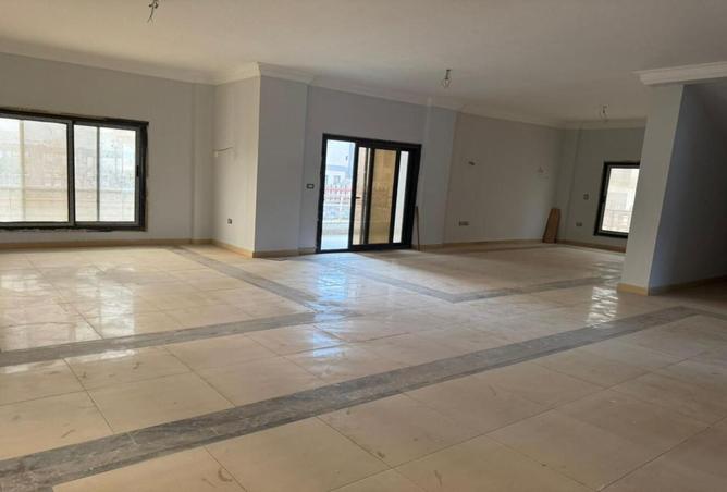 8208425 - Property Image 2