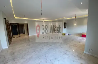 Apartment - 3 Bedrooms - 4 Bathrooms for rent in The Courtyards - Sheikh Zayed Compounds - Sheikh Zayed City - Giza