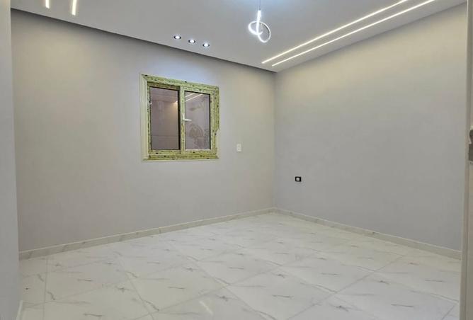 7936244 - Property Image 2