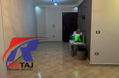 شقة - 2 غرف نوم - 1 حمام للبيع في شارع المهندس ايهاب عزت - المنطقة التاسعة - مدينة نصر - القاهرة