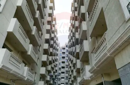 شقة - 3 غرف نوم - 2 حمامات للبيع في سموحة - حي شرق - الاسكندرية