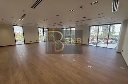 Office Space - Studio - 2 Bathrooms for rent in Hyde Park - 5th Settlement Compounds - The 5th Settlement - New Cairo City - Cairo