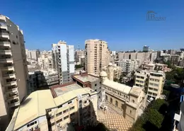 شقة - 3 غرف نوم - 2 حمامات للبيع في سابا باشا - حي شرق - الاسكندرية