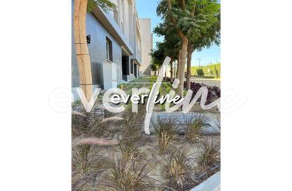 Apartment - 2 Bedrooms - 2 Bathrooms for sale in W Signature By Waterway - South Investors Area - New Cairo City - Cairo