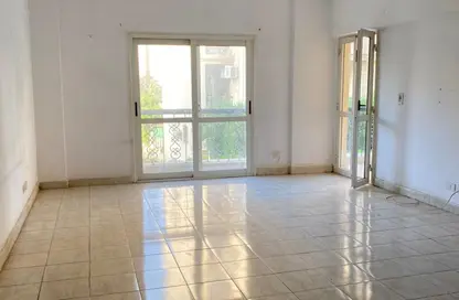 Apartment - 2 Bedrooms - 1 Bathroom for rent in El Rehab Extension - Al Rehab - New Cairo City - Cairo