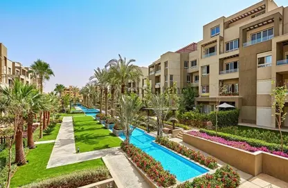 Apartment - 2 Bedrooms - 2 Bathrooms for sale in Swan Lake Residence - 5th Settlement Compounds - The 5th Settlement - New Cairo City - Cairo