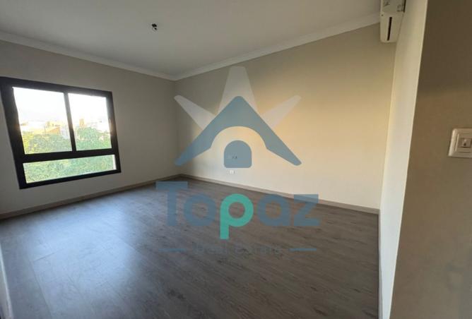 8252434 - Property Image 3