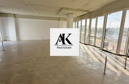 مساحات مكتبية - استوديو - 7 حمامات للايجار في ريجينتس بارك - حى الاندلس - مدينة القاهرة الجديدة - القاهرة