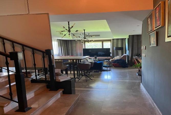 8025419 - Property Image 2