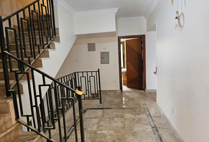 8377739 - Property Image 2