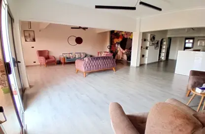 Apartment - 3 Bedrooms - 2 Bathrooms for sale in Al Merghany St. - Ard El Golf - Heliopolis - Masr El Gedida - Cairo