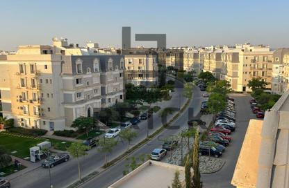 Penthouse - 2 Bedrooms - 2 Bathrooms for sale in Mountain View Hyde Park - 5th Settlement Compounds - The 5th Settlement - New Cairo City - Cairo