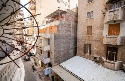 شقة - 3 غرف نوم - 3 حمامات للبيع في شارع رسمى باشا - جليم - حي شرق - الاسكندرية