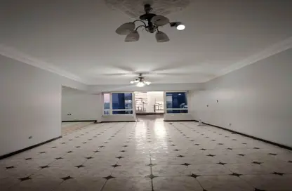 Apartment - 3 Bedrooms - 1 Bathroom for rent in Salah Salem St. - Roxy - Heliopolis - Masr El Gedida - Cairo
