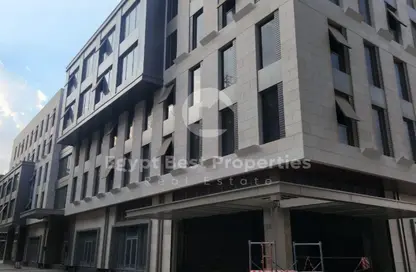 Office Space - Studio - 1 Bathroom for sale in Swan Lake Residence - 5th Settlement Compounds - The 5th Settlement - New Cairo City - Cairo