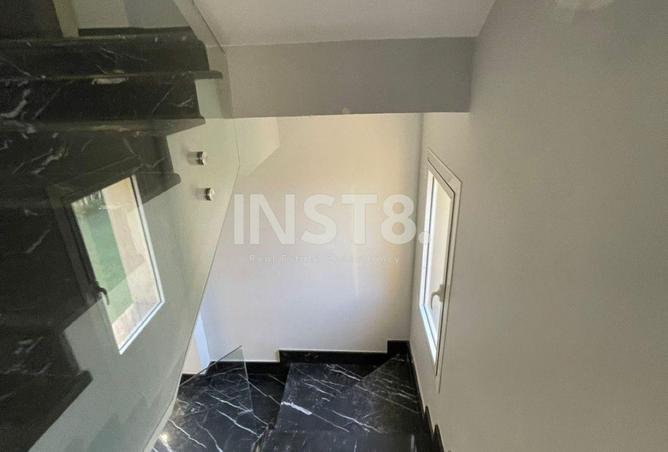 8239758 - Property Image 3