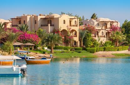 Chalet - 2 Bedrooms - 2 Bathrooms for sale in Swan Lake Gouna - Al Gouna - Hurghada - Red Sea