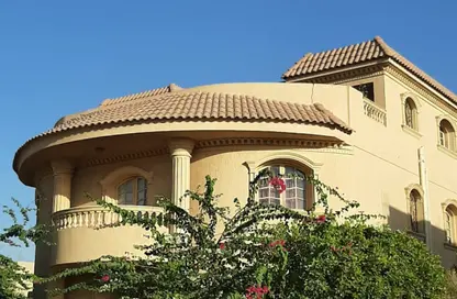Villa - 6 Bedrooms - 5 Bathrooms for sale in 9th District - Sheikh Zayed City - Giza