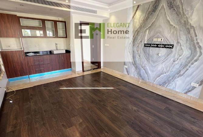 8369624 - Property Image 2