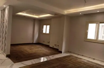 Apartment - 3 Bedrooms - 2 Bathrooms for sale in South Lotus - El Lotus - New Cairo City - Cairo