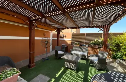 Penthouse - 3 Bedrooms - 3 Bathrooms for sale in Greens - 6th District - Sheikh Zayed City - Giza