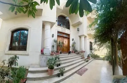 Villa - 7 Bedrooms - 6 Bathrooms for sale in Yasmine District - 14th District - Sheikh Zayed City - Giza