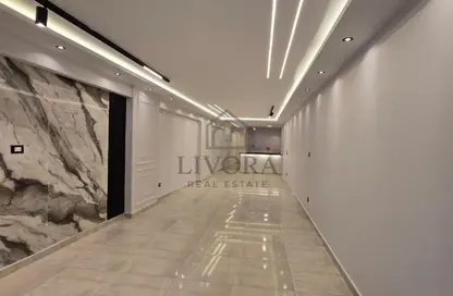 Apartment - 3 Bedrooms - 2 Bathrooms for sale in El Gaish Road - Sidi Beshr - Hay Awal El Montazah - Alexandria