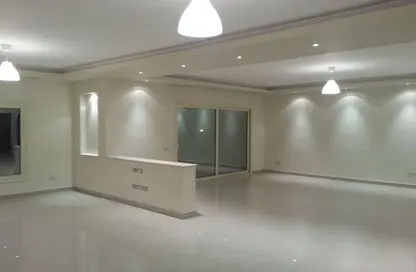 شقة - 4 غرف نوم - 3 حمامات للبيع في بيفرلي هيلز - كمبوندات الشيخ زايد - الشيخ زايد - الجيزة