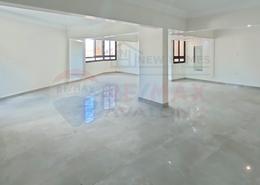 Apartment - 3 bedrooms - 3 bathrooms for للايجار in Mohamed Bahaa Al Din Al Ghouri St. - Smouha - Hay Sharq - Alexandria