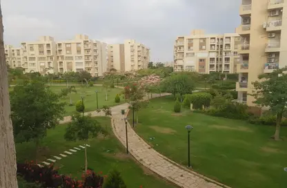 Apartment - 3 Bedrooms - 3 Bathrooms for sale in Madinaty - Cairo