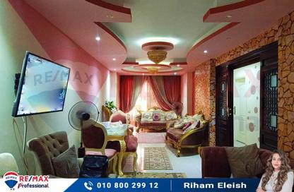 Apartment - 2 Bedrooms - 1 Bathroom for sale in Al Ekbal St. - Laurent - Hay Sharq - Alexandria