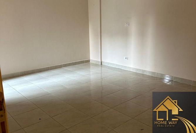 8300047 - Property Image 2