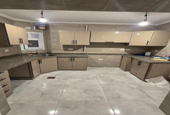 8271506 - Property Image 2