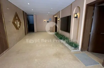 Apartment - 3 Bedrooms - 4 Bathrooms for sale in Village West - Sheikh Zayed Compounds - Sheikh Zayed City - Giza
